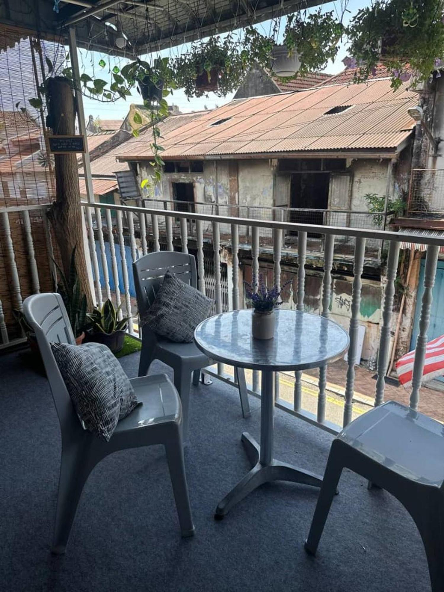 Spot On 90898 Kasturi Alley Guest House & Cat Hotel Malacca Εξωτερικό φωτογραφία