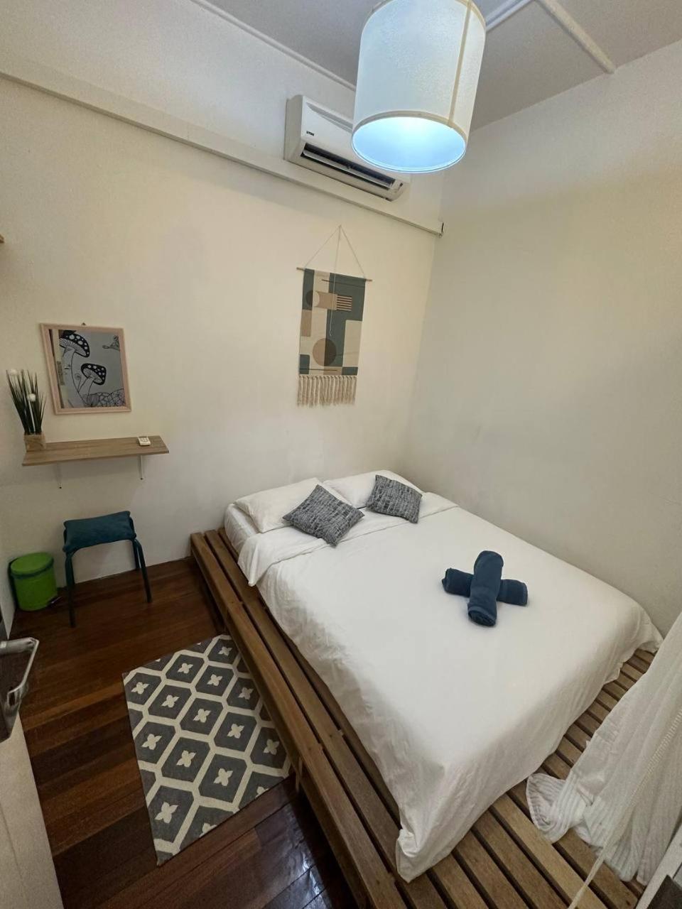 Spot On 90898 Kasturi Alley Guest House & Cat Hotel Malacca Εξωτερικό φωτογραφία
