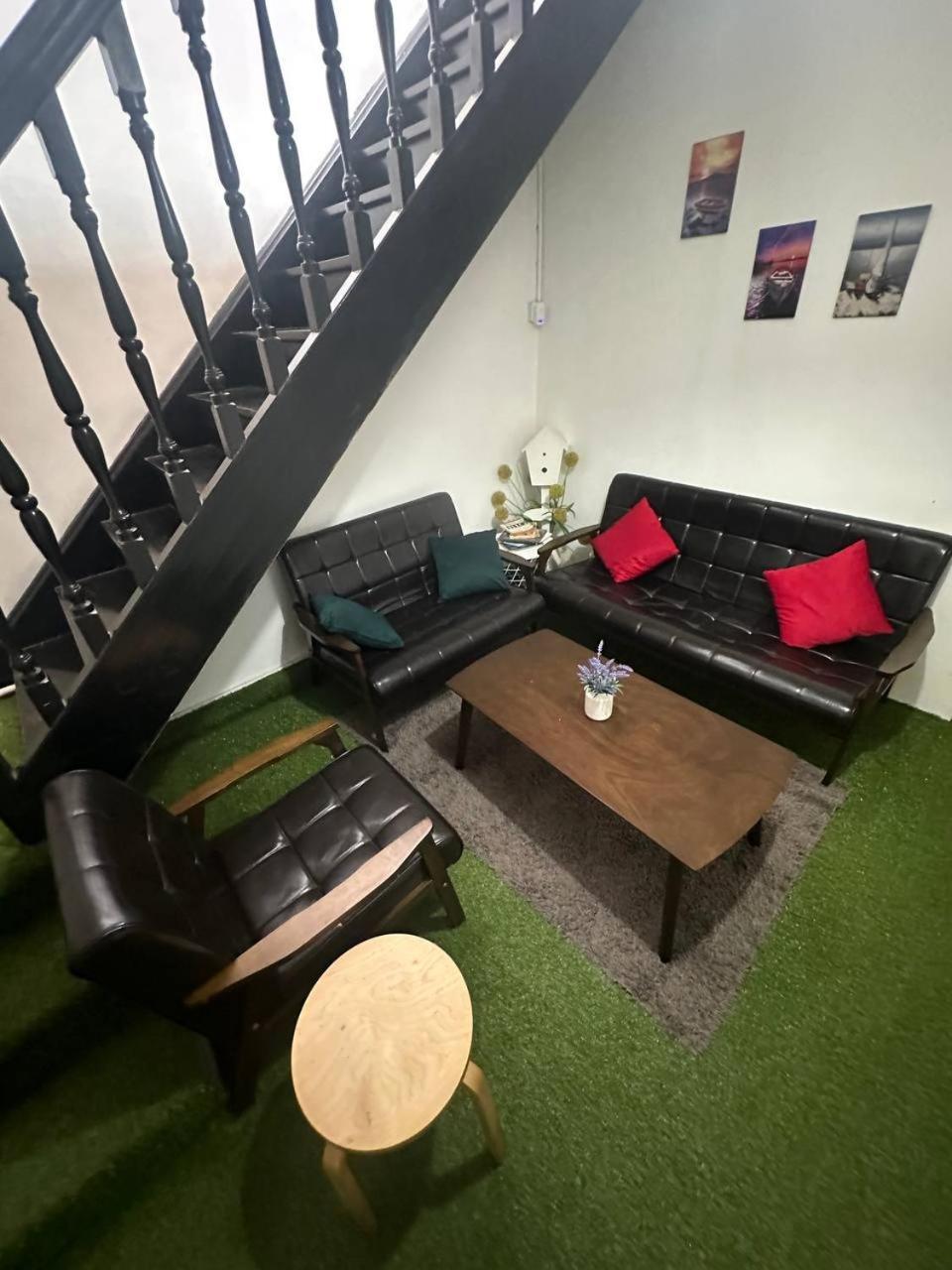 Spot On 90898 Kasturi Alley Guest House & Cat Hotel Malacca Εξωτερικό φωτογραφία