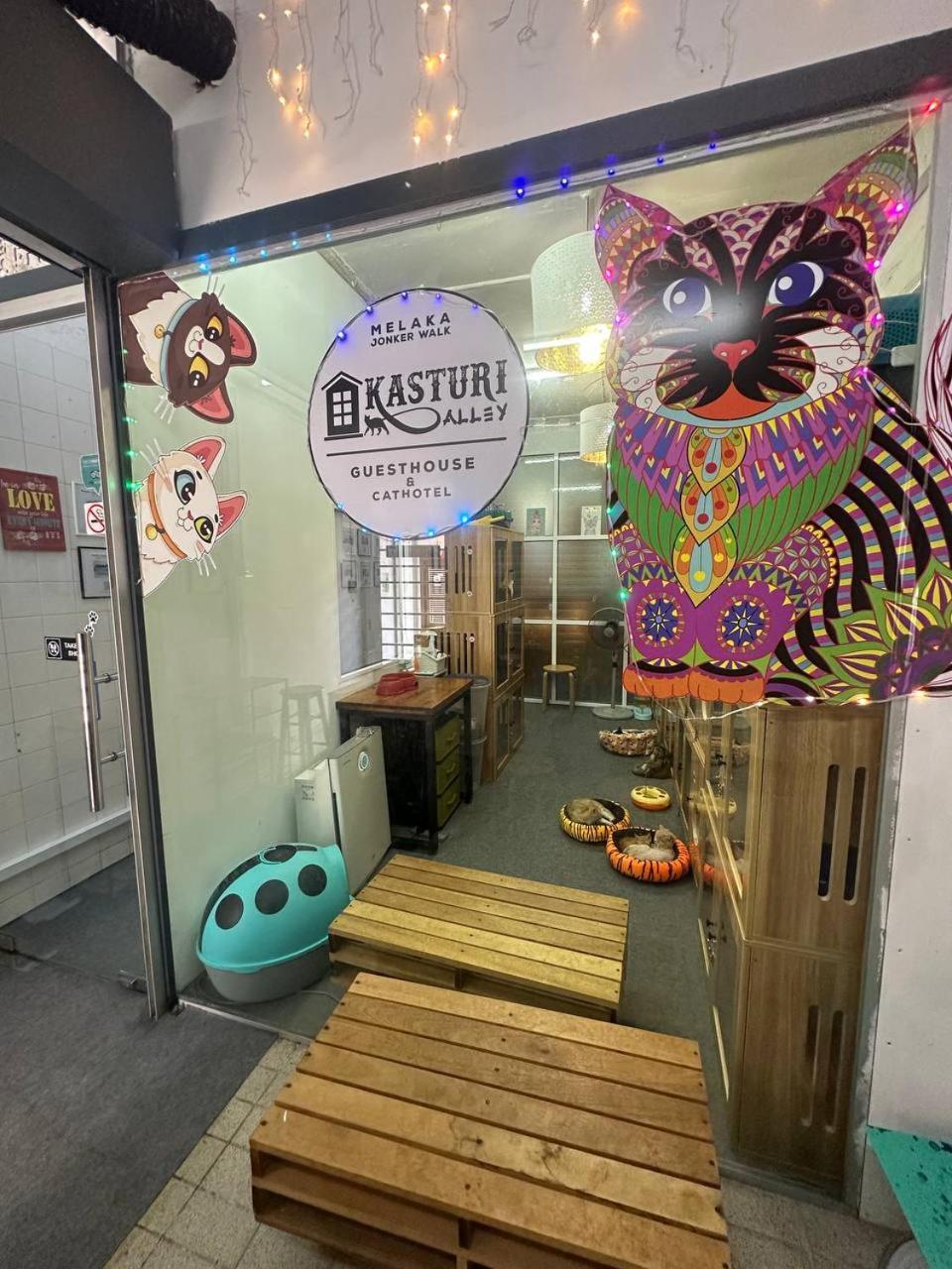 Spot On 90898 Kasturi Alley Guest House & Cat Hotel Malacca Εξωτερικό φωτογραφία